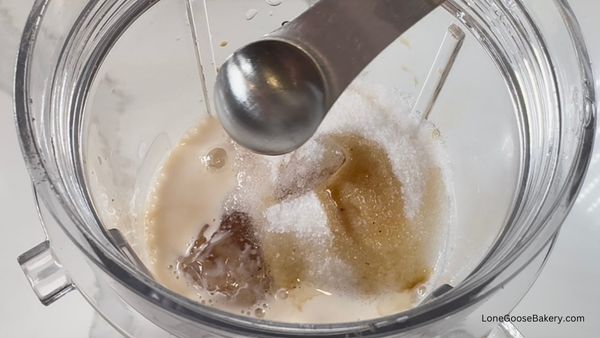 ingredients for caramel frappuccino in blender